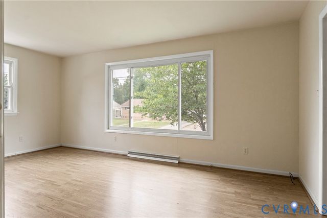 102 Verbov Ave, Colonial Heights, VA 23834