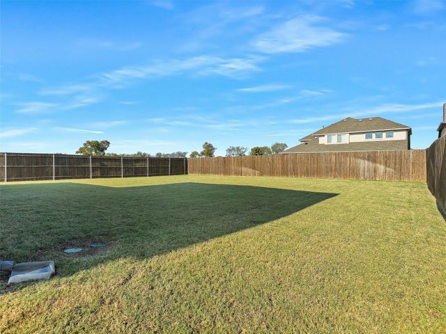 3121 Midnight Moon Drive, Mesquite, TX 75181