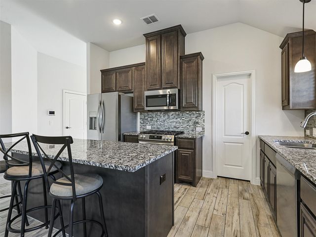 3121 Midnight Moon Drive, Mesquite, TX 75181