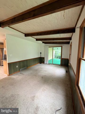 739 LEXINGTON AVE, Hershey, PA 17033