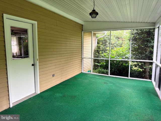 739 LEXINGTON AVE, Hershey, PA 17033