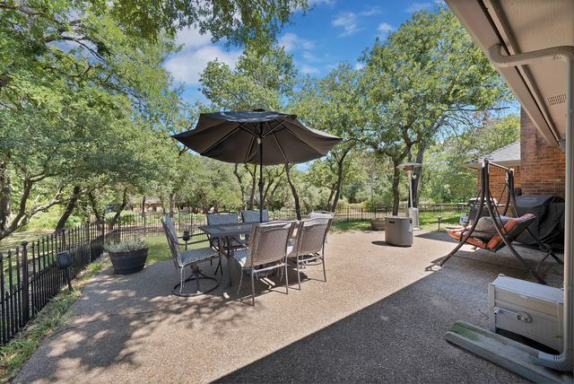 113 Cottonwood Court, Hudson Oaks, TX 76087