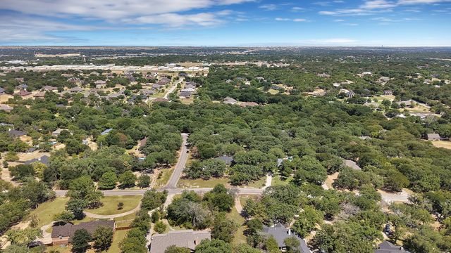 113 Cottonwood Court, Hudson Oaks, TX 76087