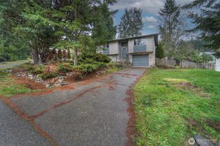 27056 Wagner Circle NE, Kingston, WA 98346