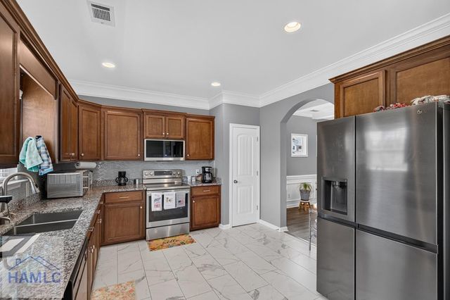 21 Archie Way NE, Ludowici, GA 31316