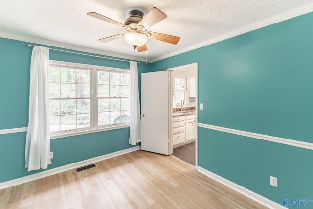 11413 Woodcrest Drive SE, Huntsville, AL 35803