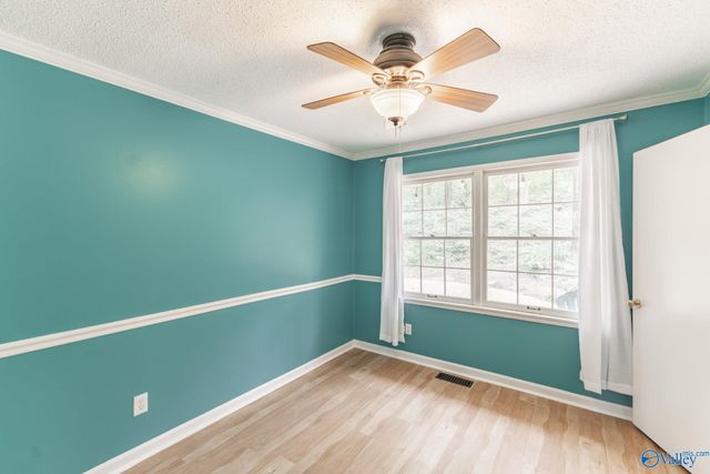 11413 Woodcrest Drive SE, Huntsville, AL 35803