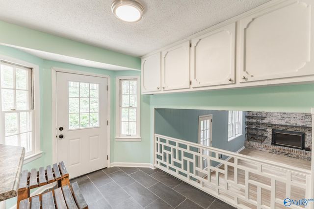 11413 Woodcrest Drive SE, Huntsville, AL 35803