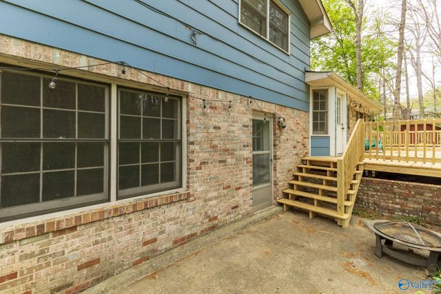 11413 Woodcrest Drive SE, Huntsville, AL 35803