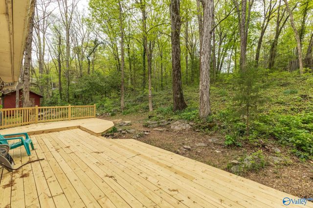 11413 Woodcrest Drive SE, Huntsville, AL 35803