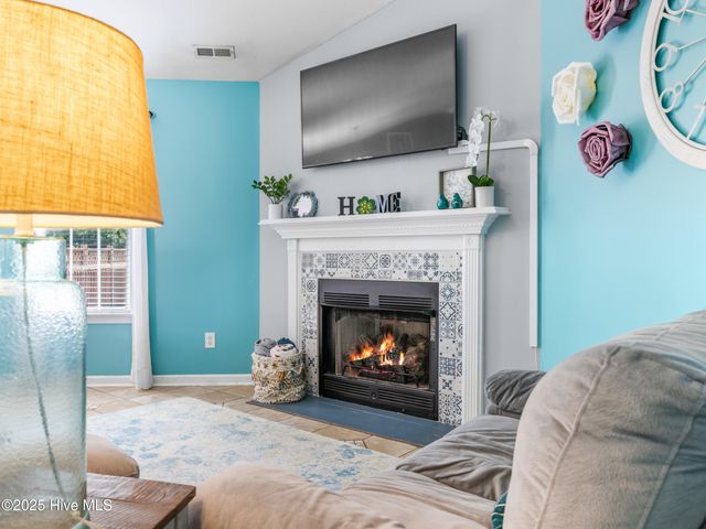 102 Sand Court, Jacksonville, NC 28546