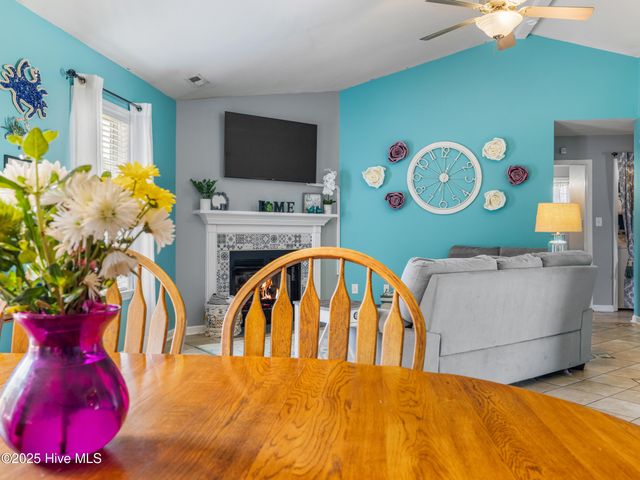 102 Sand Court, Jacksonville, NC 28546