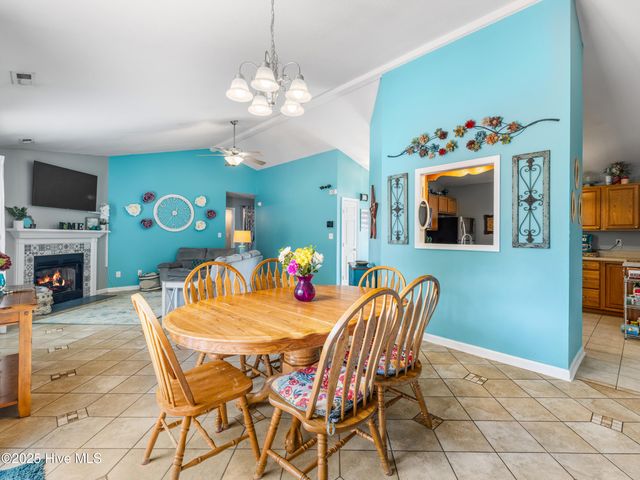 102 Sand Court, Jacksonville, NC 28546