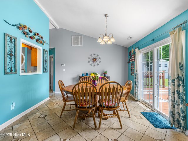 102 Sand Court, Jacksonville, NC 28546