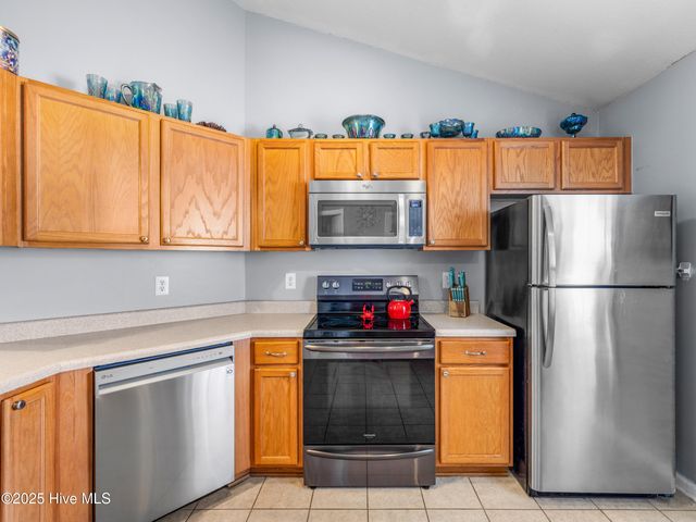 102 Sand Court, Jacksonville, NC 28546