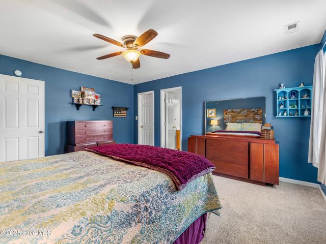 102 Sand Court, Jacksonville, NC 28546