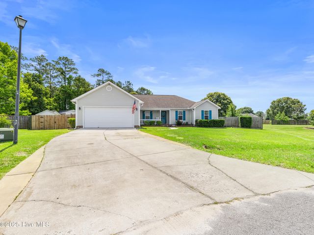 102 Sand Court, Jacksonville, NC 28546