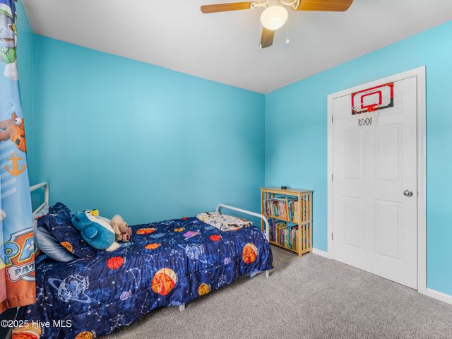 102 Sand Court, Jacksonville, NC 28546
