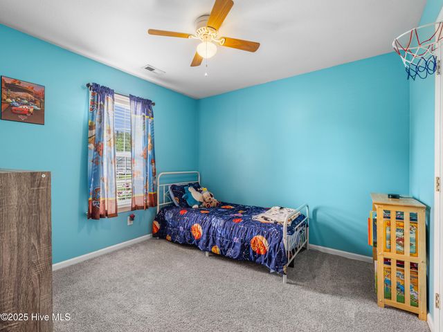 102 Sand Court, Jacksonville, NC 28546