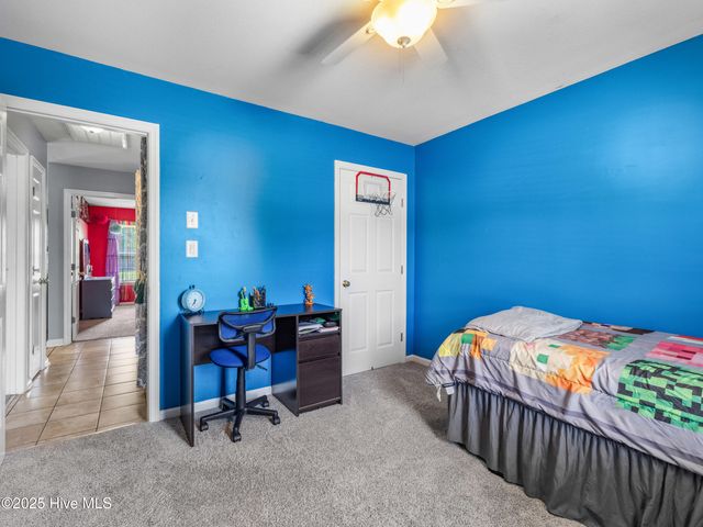 102 Sand Court, Jacksonville, NC 28546