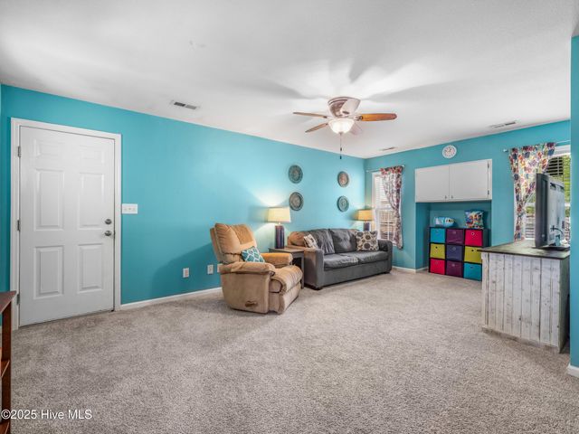 102 Sand Court, Jacksonville, NC 28546