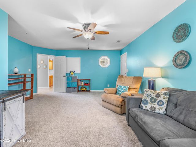 102 Sand Court, Jacksonville, NC 28546