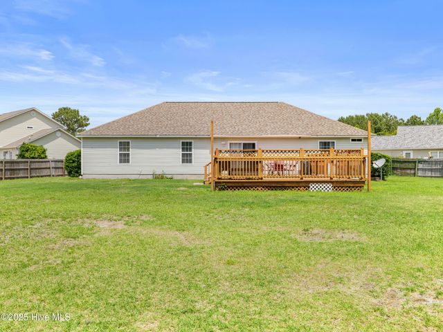 102 Sand Court, Jacksonville, NC 28546