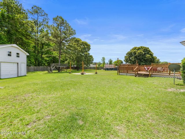 102 Sand Court, Jacksonville, NC 28546