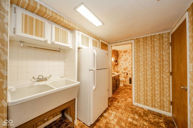 1616 Bundy Avenue, New Castle, IN 47362