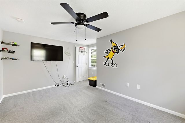 77 Carmody Rd, Hampden, MA 01036