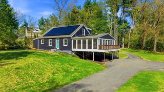 77 Carmody Rd, Hampden, MA 01036