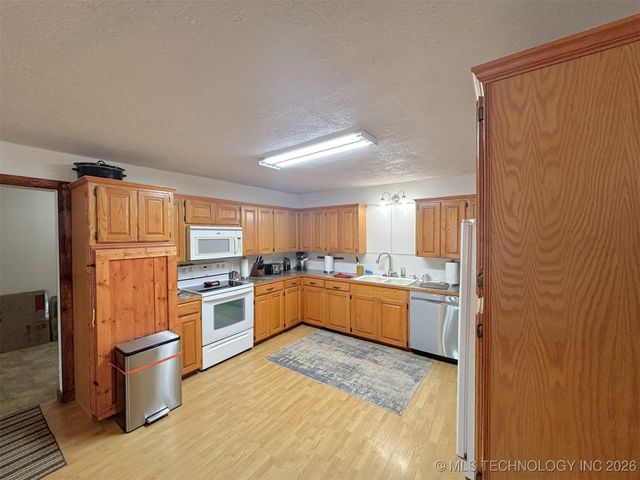 1148 Albert Road, Mcalester, OK 74501