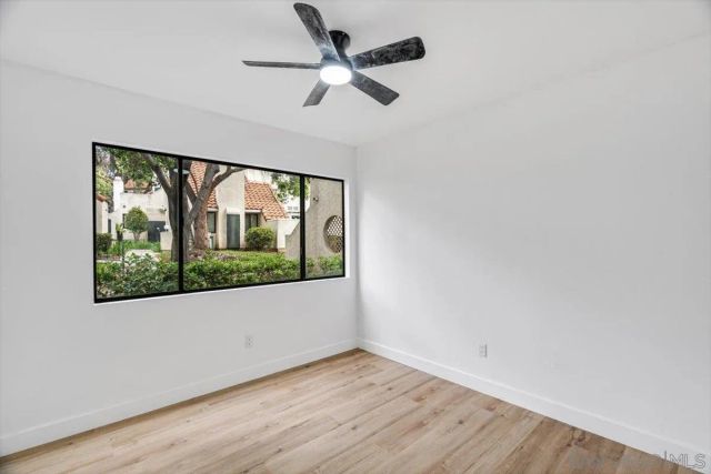 345 N Melrose Dr C, Vista, CA 92083