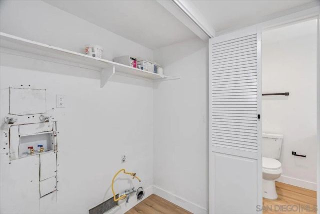 345 N Melrose Dr C, Vista, CA 92083