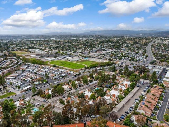 345 N Melrose Dr C, Vista, CA 92083