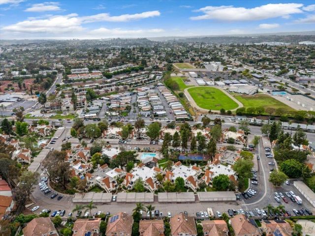 345 N Melrose Dr C, Vista, CA 92083