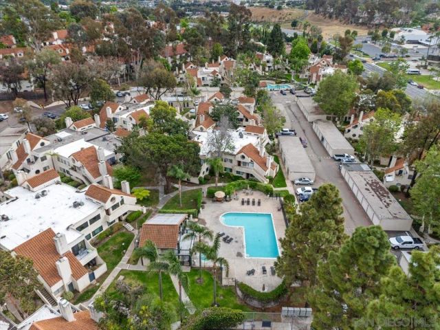 345 N Melrose Dr C, Vista, CA 92083