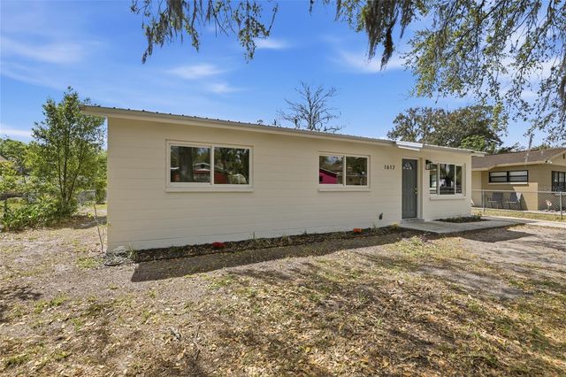 1617 SE 12TH AVENUE, Gainesville, FL 32641