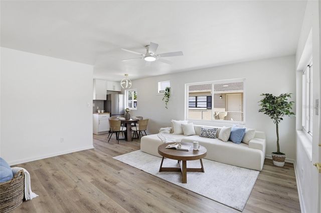 1617 SE 12TH AVENUE, Gainesville, FL 32641