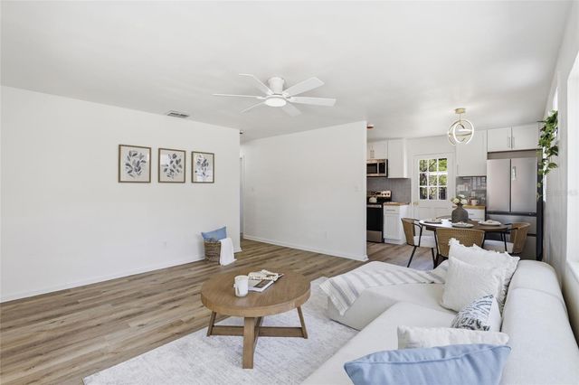 1617 SE 12TH AVENUE, Gainesville, FL 32641