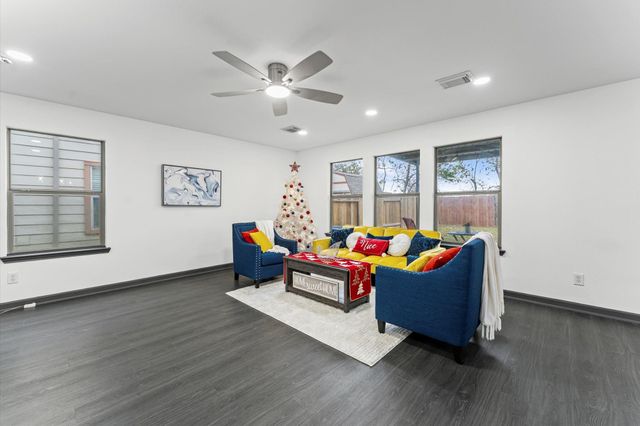 16310 Kendons Way Lane, Cypress, TX 77429