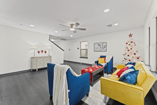 16310 Kendons Way Lane, Cypress, TX 77429