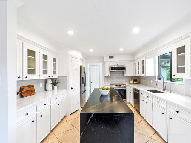 12422 Piping Rock Drive, Houston, TX 77077