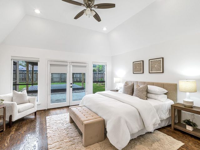 12422 Piping Rock Drive, Houston, TX 77077