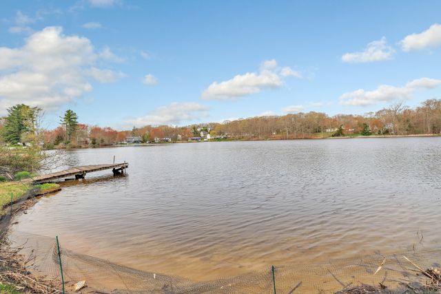 54 Flint Ridge Road, Monroe, CT 06468