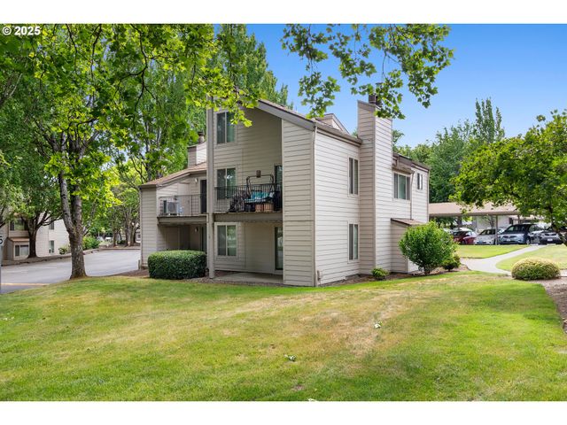 10137 Sw TRAPPER Ter, Beaverton, OR 97008