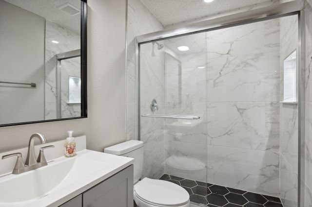 1706 Delaford Circle, Carrollton, TX 75007