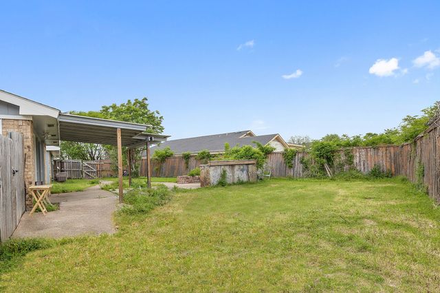 1706 Delaford Circle, Carrollton, TX 75007
