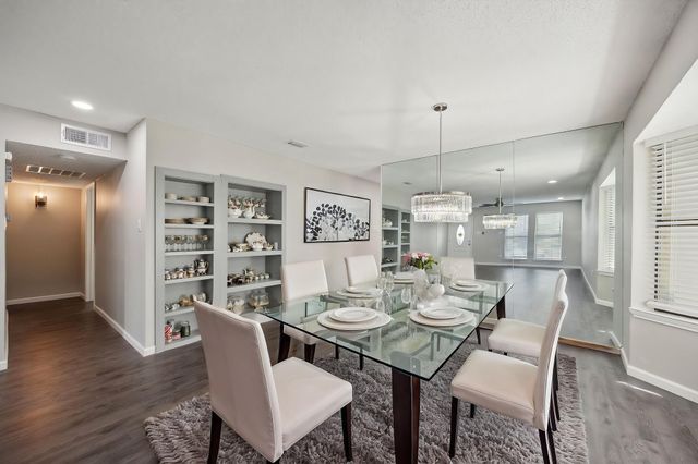 1706 Delaford Circle, Carrollton, TX 75007