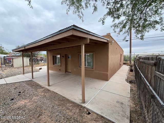 202 E Fairground Drive, Tucson, AZ 85714